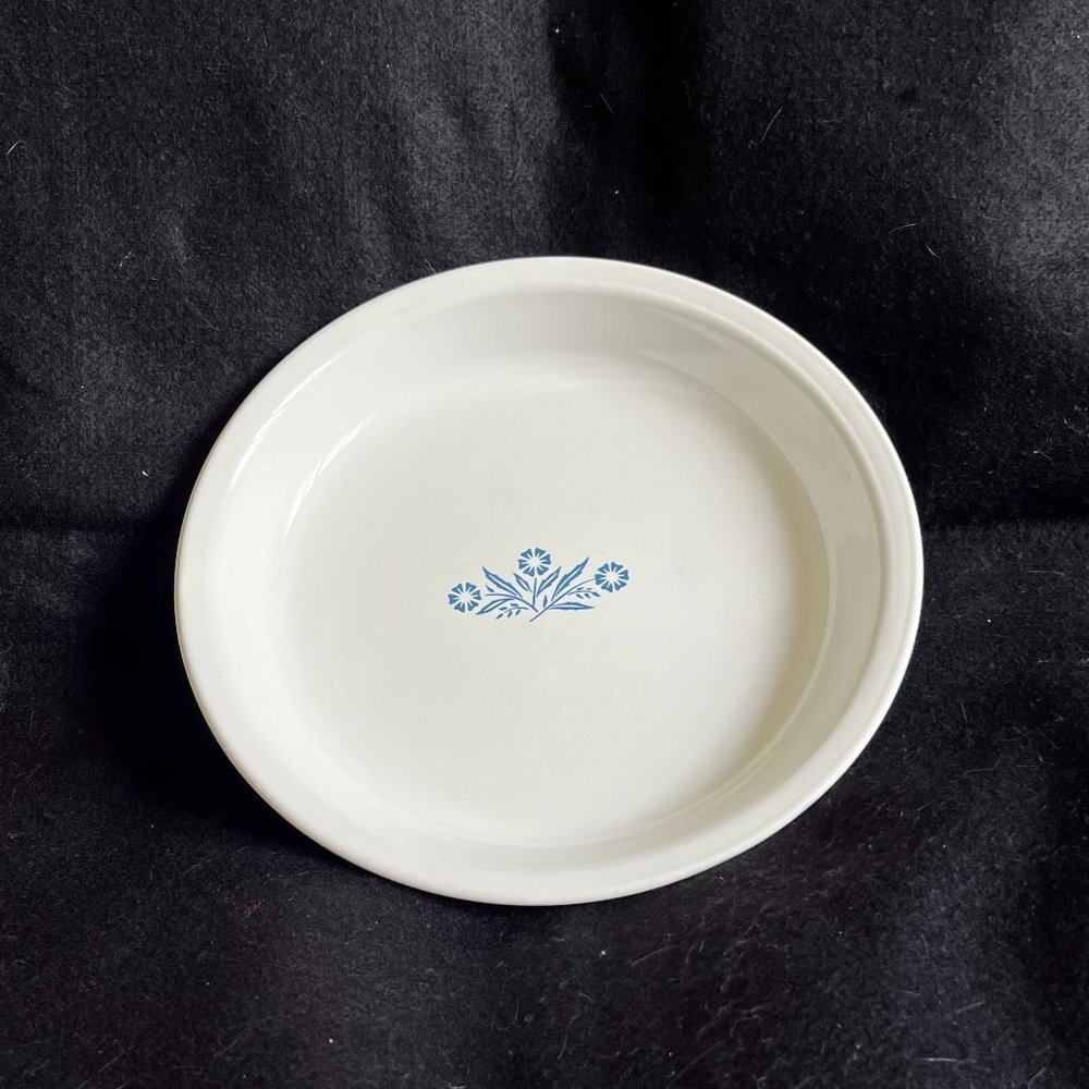 🎉🎉Price Reduced🎉🎉Vintage CorningWare “Cornflower’ 9” Pie Plate